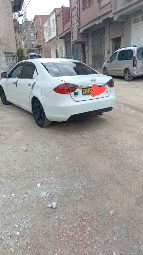 JAC Jac j5 2012 J5