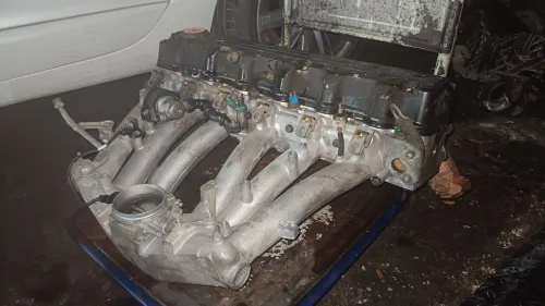 كلاص مرسيدس E300 culasse Mercedes E300 