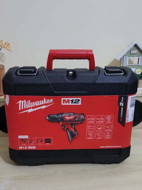 Milwaukee M12 BDD-201B Perceuse-visseuse sans fil Li-ion 12V + batterie + chargeur + mallette