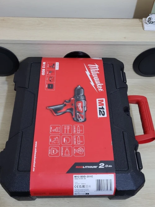 Milwaukee M12 BDD-201B Perceuse-visseuse sans fil Li-ion 12V + batterie + chargeur + mallette