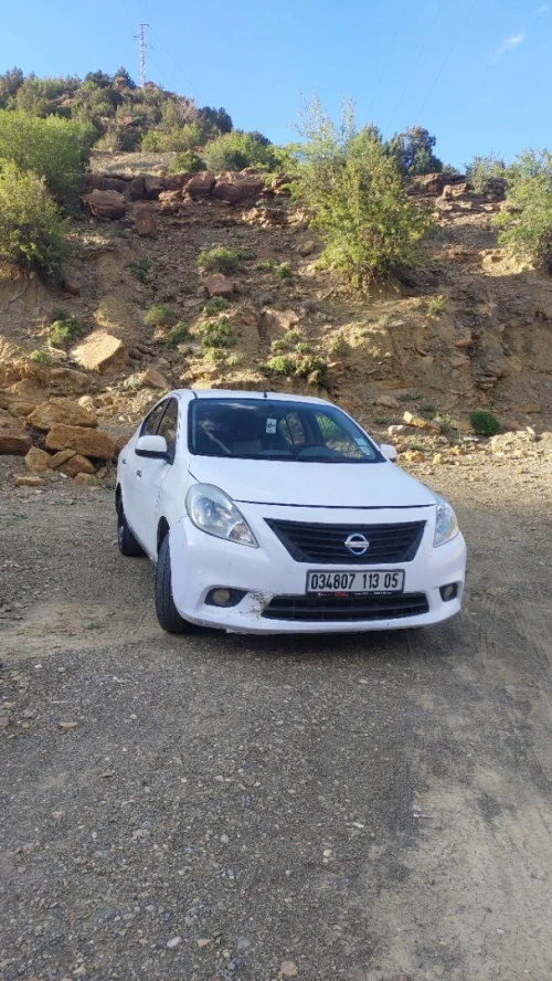 Nissan Sunny 2013 