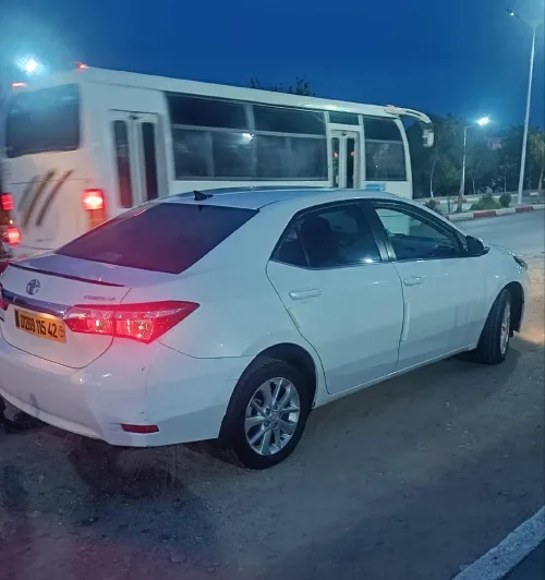 Toyota Nouvelle Corolla 2015 Premium