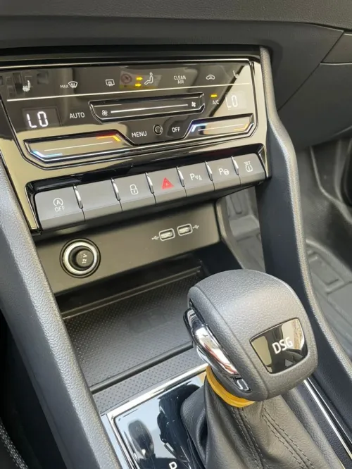 Skoda Karoq 2025 Luxury