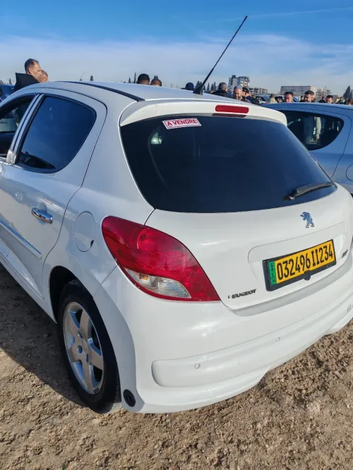 Peugeot 207 2012 