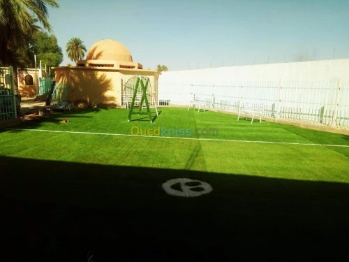 Fourniture et pose du gazon synthétiqu