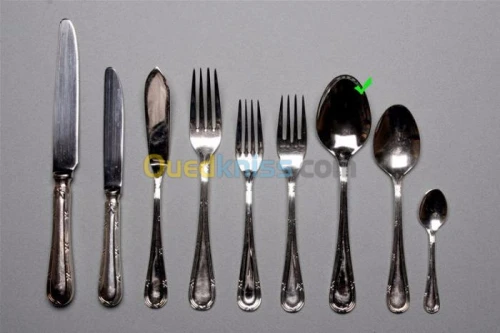 table+chaise+frigi+vaisselle