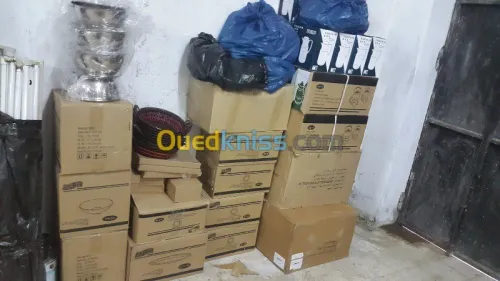 table+chaise+frigi+vaisselle