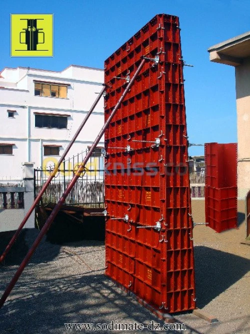 Coffrages métalliques modulaires