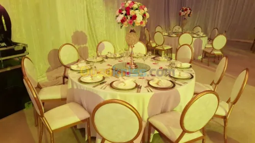 Chaises et tables pour Fast food ,