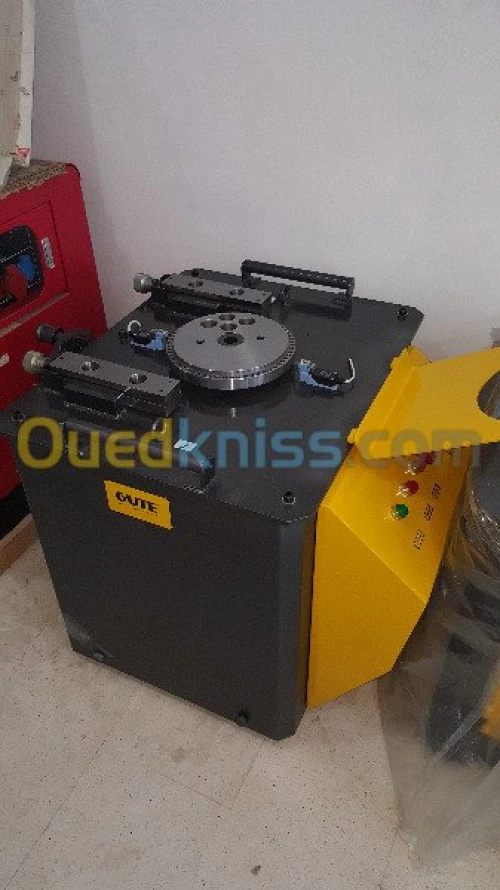 Coudeuse  & Cisaille Combinée GQW30/25