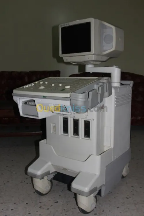 ECHO- TOSHIBA SONOLAYER et LOGIQ 400MD