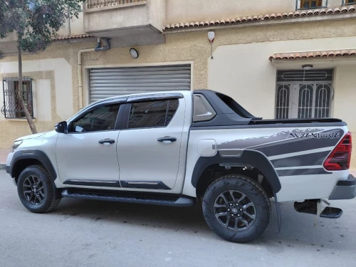 Toyota Hilux 2026 Adventure