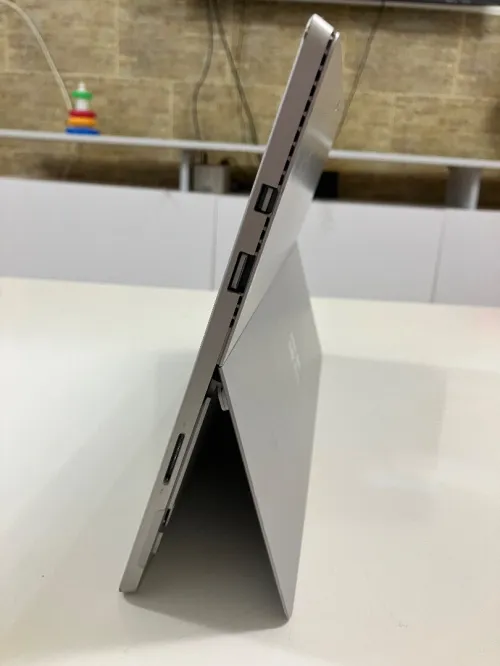 Surface Pro 4 i7