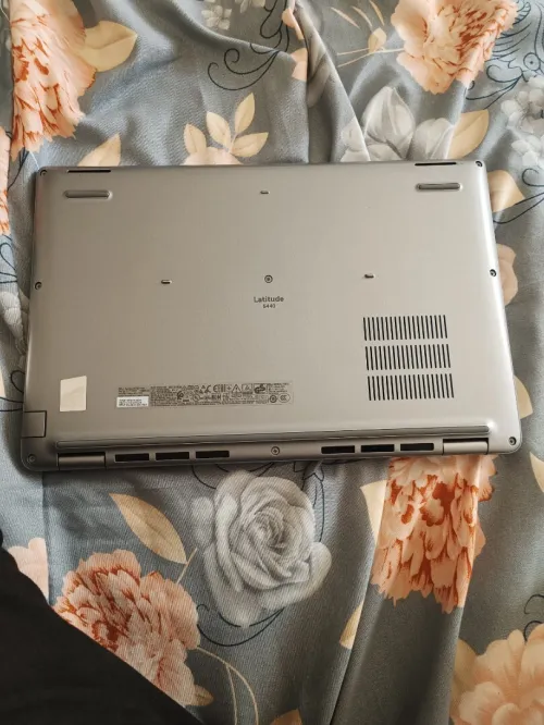 Dell Lattitute 5440 intel VPRO I5 13 ème Génération Ram 16 Go - 512 SSD écran 15" en FHD