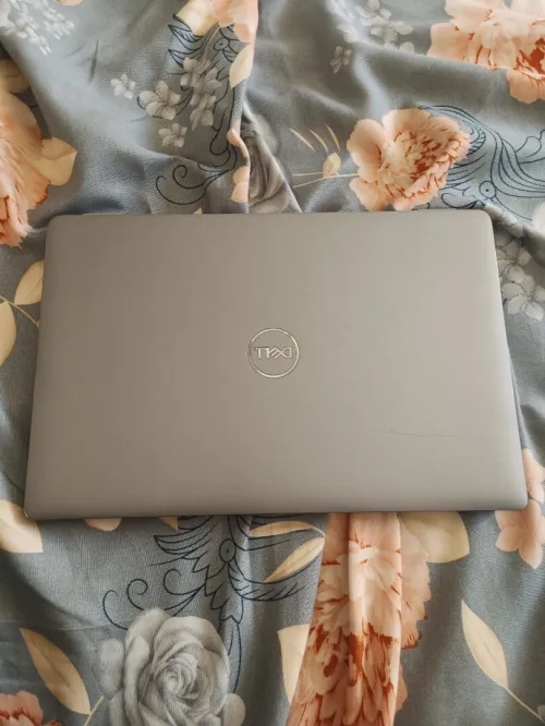 Dell Lattitute 5440 intel VPRO I5 13 ème Génération Ram 16 Go - 512 SSD écran 15" en FHD