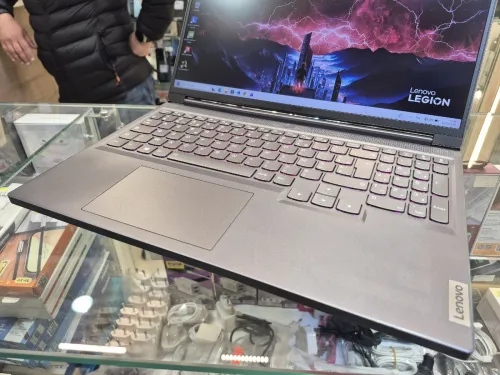 PC GAMER LENOVO LEGION SLIM 5 / RYZEN 7-7840HS / RTX 4060 8Gb / 16 DDR5 5400Hz / 512 Nvme / 16" 2.5k 165Hz