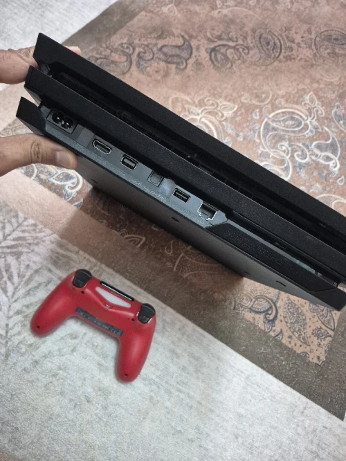 Ps4 Pro 1T en ligne (13.02) européens 10/10
