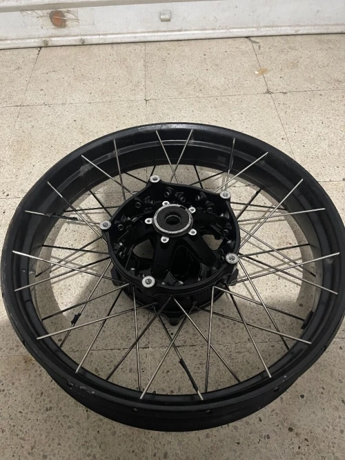 Jante avant gs 1250