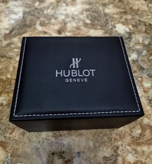 Montre hublot la Ferrari