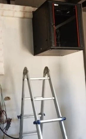 installation et maintenance des caméras de surveillance /réseaux informatiques/ systèmes d'alarme 