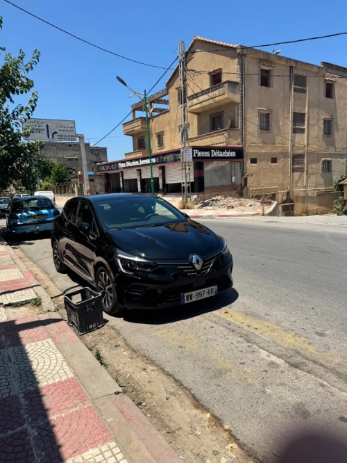 Renault Clio 5  2023 