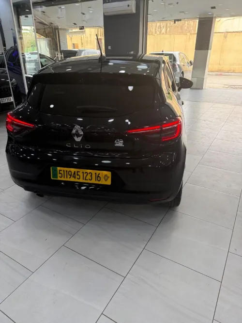 Renault Clio 5  2023 Evolution