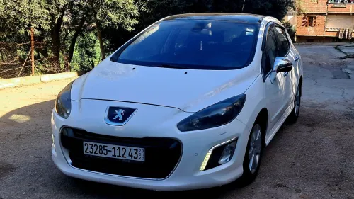 Peugeot 308 2012 Alure+