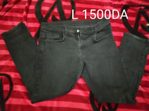 Lot 7 pantalon 7000da