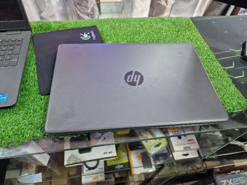 Hp 250 G9 i5 12 1235u Ram 8GB  Nvme 512 gb