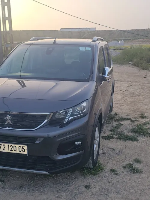 Peugeot Partner 2020 Tepee Allure 