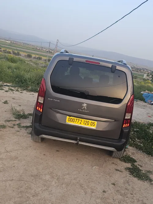 Peugeot Partner 2020 Tepee Allure 