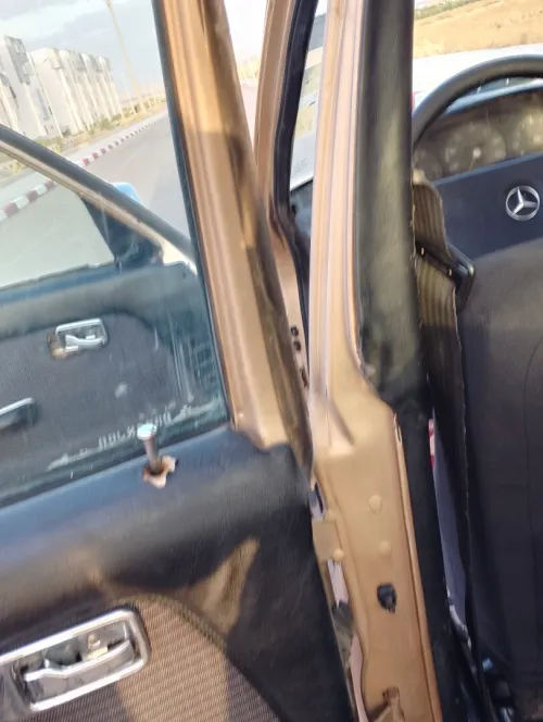Mercedes D3000 1985 
