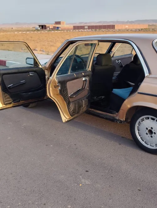 Mercedes D3000 1985 