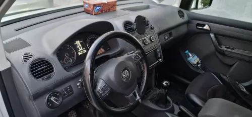 Volkswagen Caddy 2011 Bleumotion