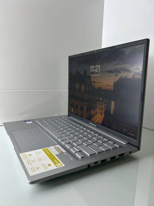 ASUS VivoBook 14 (X1405VA) i9 13e gén. 16Go RAM 1To SSD