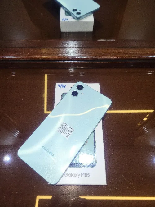 Samsung M05