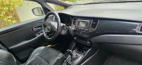 Kia Carens 2015 Premium