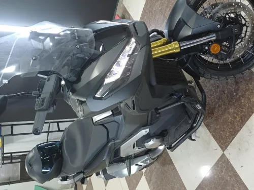 Honda Xadv 2025
