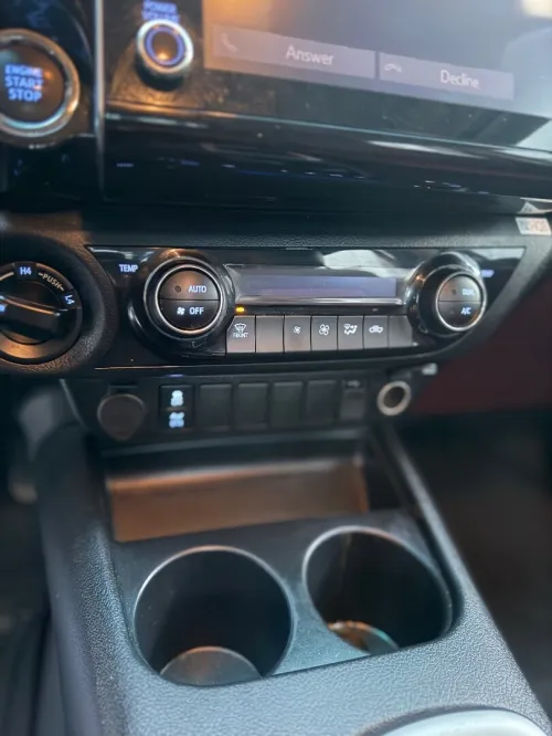 Toyota Hilux 2022 LEGEND SC 4x4