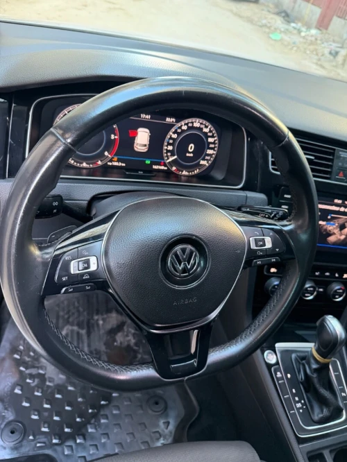 Volkswagen Golf 7 2019 Carat+
