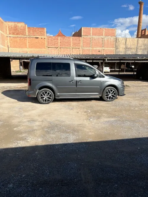 Volkswagen Caddy 2018 Highline