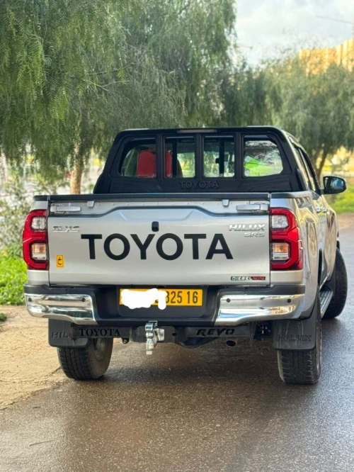 Toyota Revo  2025 عماني
