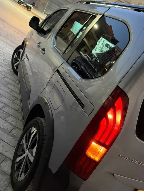 Peugeot Rifter 2023 GT