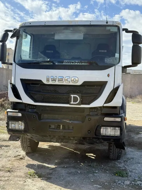 IVECO TRRAKER 2014