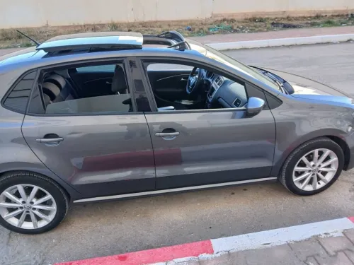 Volkswagen Polo 2016 Cara
