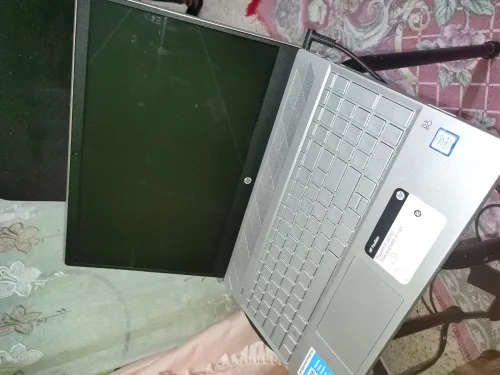 HP Pavilion 15 Silver Edition de 8e génération