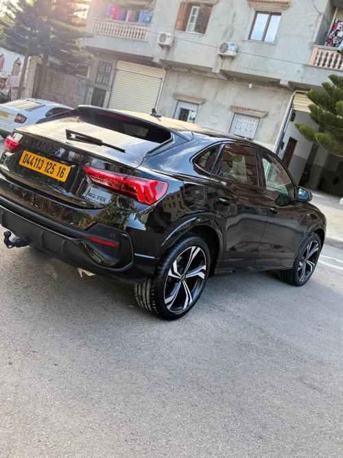 Audi Q3 2025 S Line
