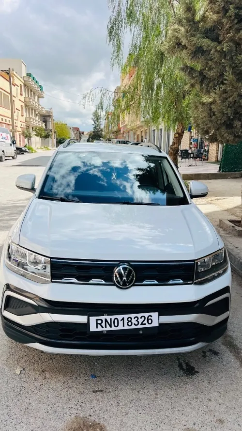 Volkswagen T-Cross 2025 Life