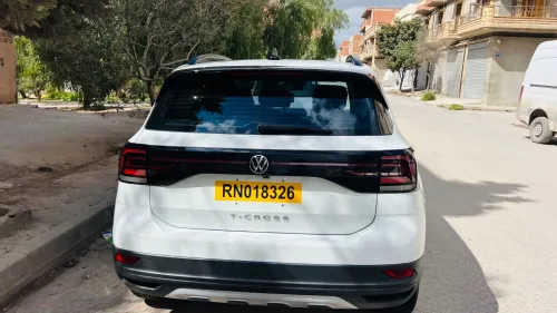 Volkswagen T-Cross 2025 Life