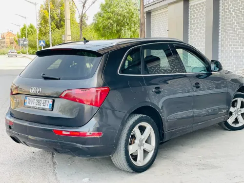 Audi Q5 2009 Off Road